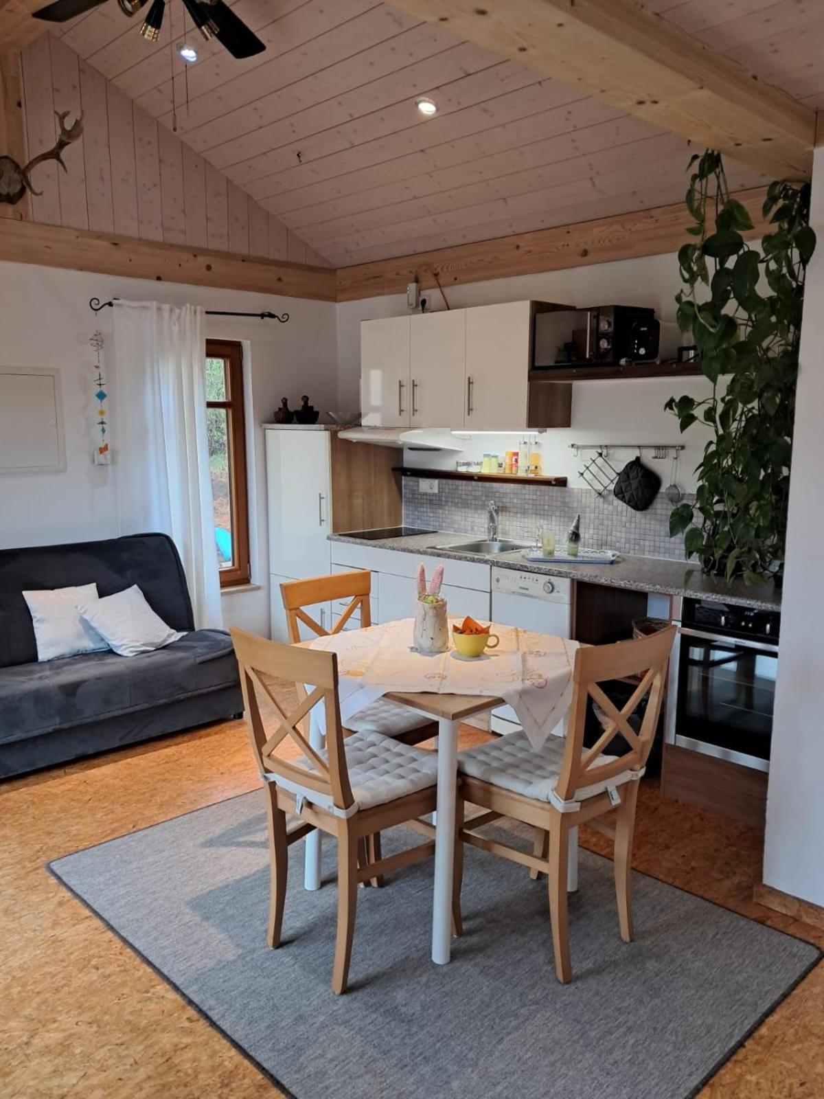 Apartment Mit Gartenblick Eckersdorf エクステリア 写真